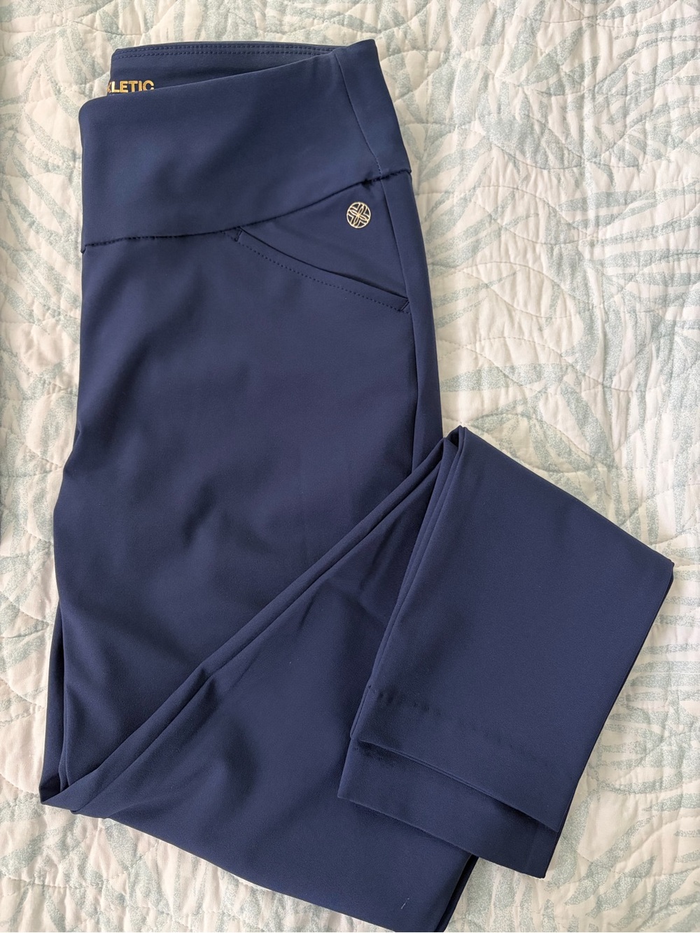 Lilly Pulitzer Luxletic Navy Cropped Ankle Pants - Picture 3 of 4